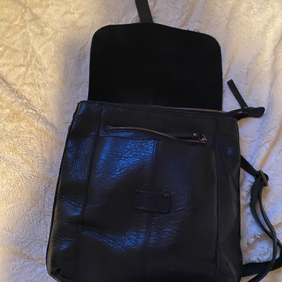 Duluth Trading Company back pack - Picture 3 of 8